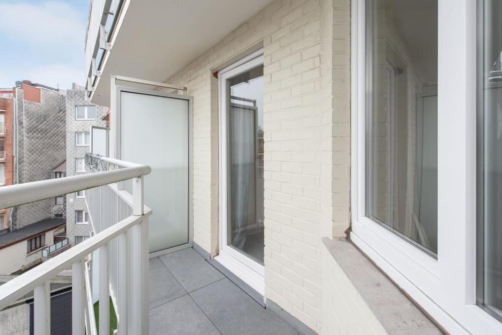 Residentie Piccadilly 2 Slpk Appartement Te Oostende, 4 Tot 5 Pers, Met Terras Luaran gambar